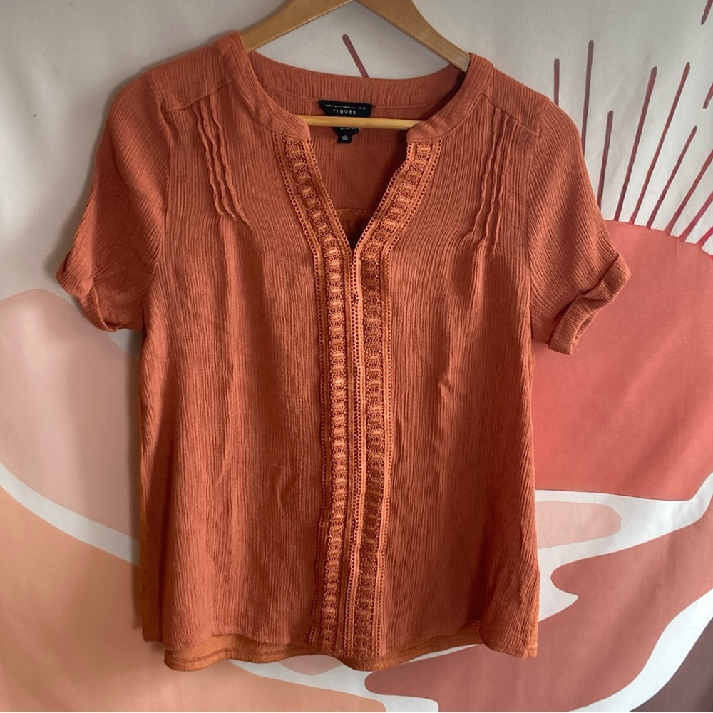 Flower & Feather Womens Top L Gauzy Crochet Stretch Short Sleeve Peasant Boho